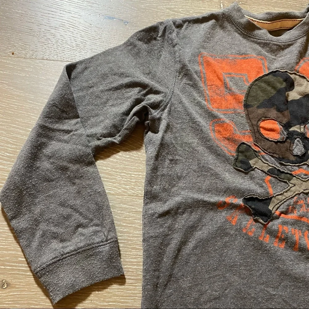 Old Navy Boys Long Sleeve Tee